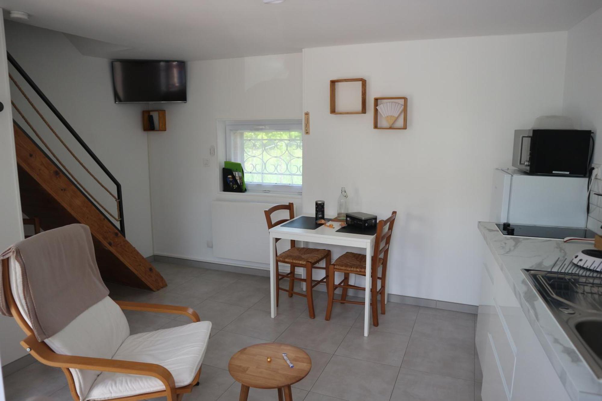 Petite Venise Du Gatinais - T2 Avec Jardin Villa Montargis Exterior photo